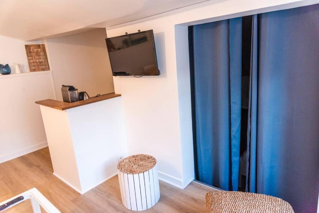 Appartement 2 Personnes, Place St Sauveur A 2Min カーン エクステリア 写真
